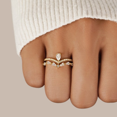 Aura - Élégante Bague en Cristal
