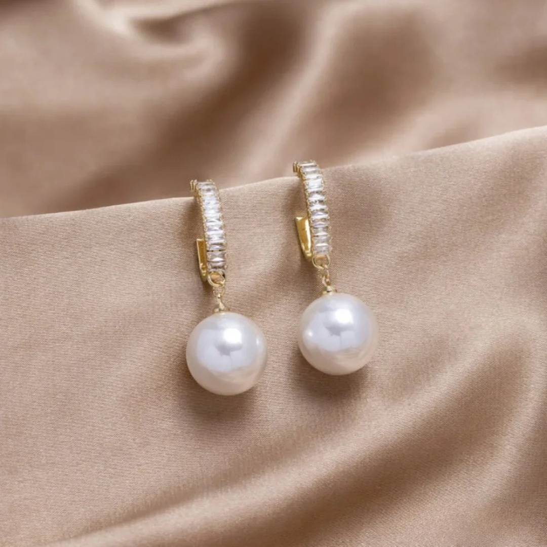 Élégantes Boucles d'Oreilles en Perles et Zircon