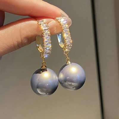 Élégantes Boucles d'Oreilles en Perles et Zircon