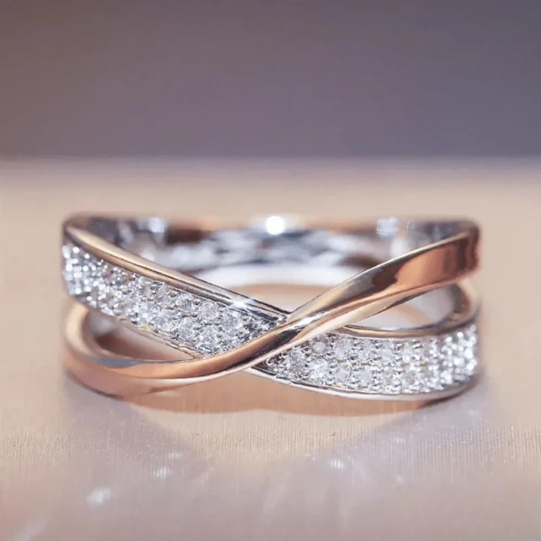 Anneau Vintage Tissé en Argent avec Zirconia