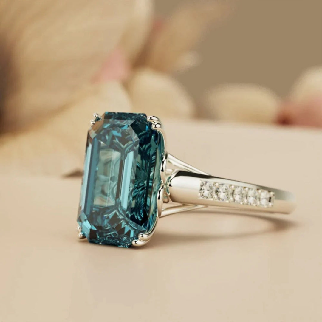 Exclusively Vintage Blue Crystal Ring