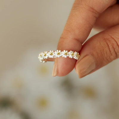 Jardin - Luxurious Floral Ring