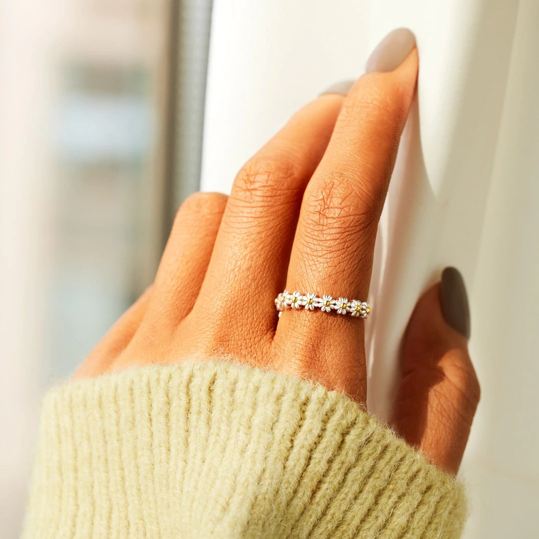 Jardin - Luxurious Floral Ring