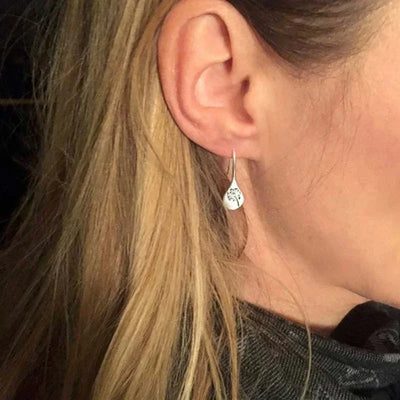 Boucles d'oreilles uniques en argent avec motif de feuille de pissenlit