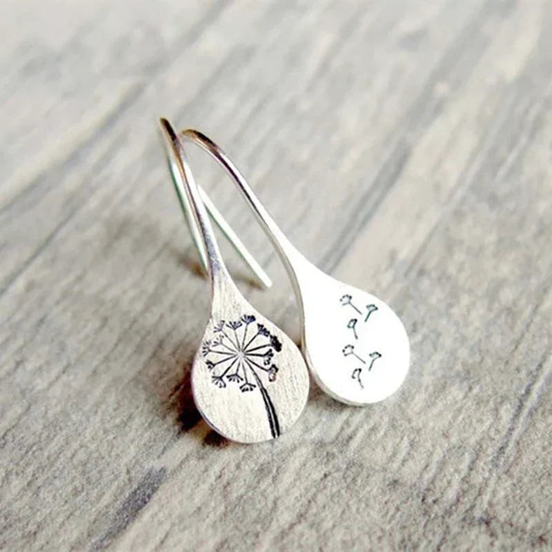 Boucles d'oreilles uniques en argent avec motif de feuille de pissenlit