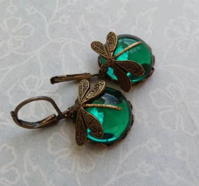 Boucles d'oreilles en Or Antique en forme de Libellule
