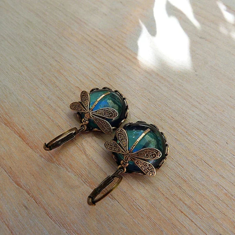 Boucles d'oreilles en Or Antique en forme de Libellule