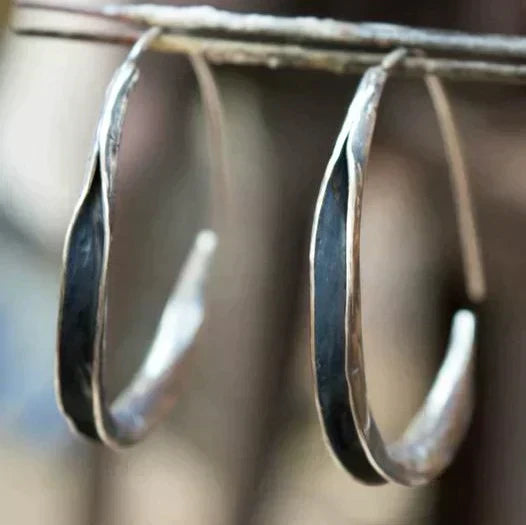 Créoles audacieuses en forme de cercle