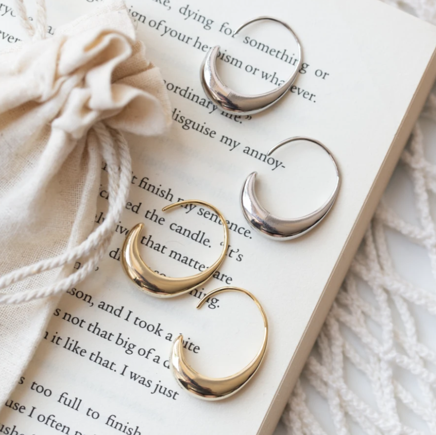 Élégantes Boucles d'Oreilles en Or