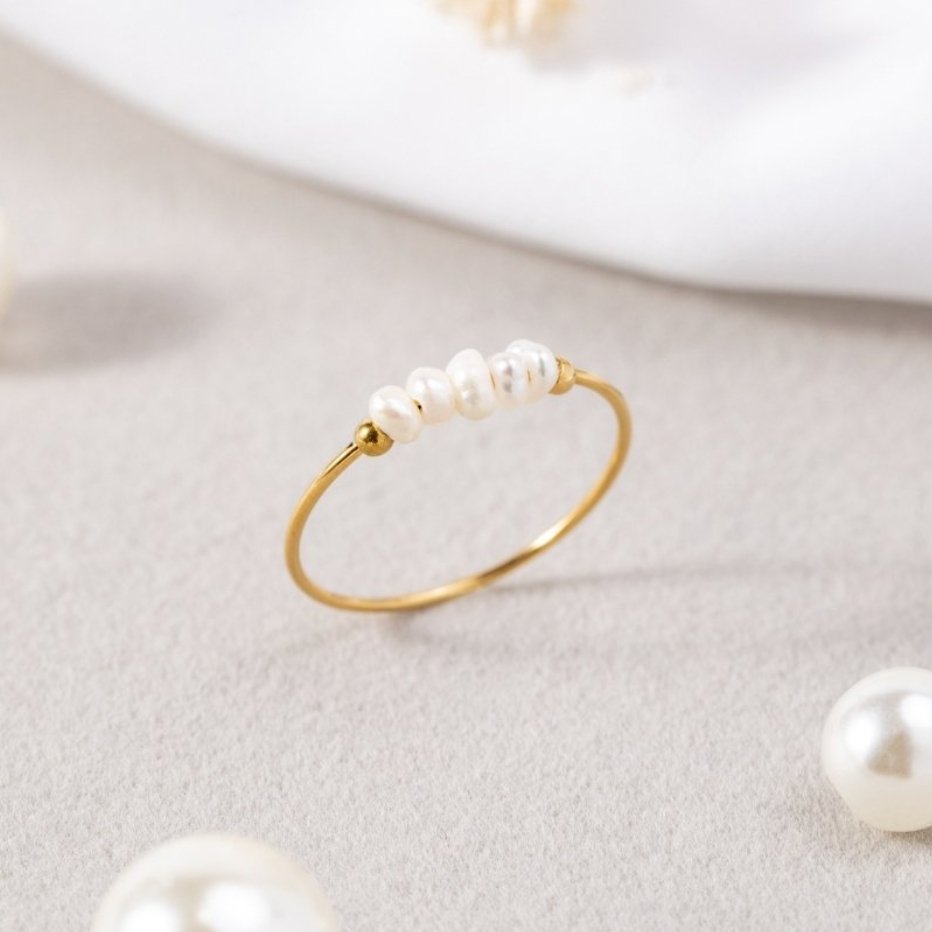 Grace - Bague en perles naturelles