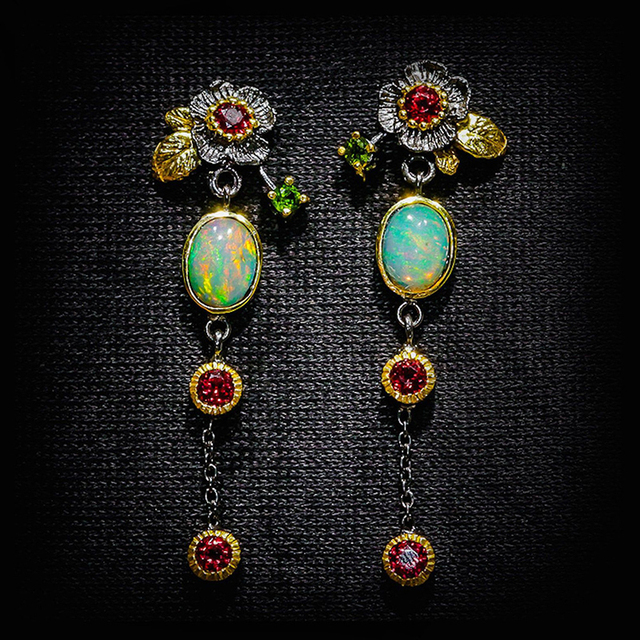 Boucles d'oreilles Boho en Opale et Zirconia Rouge