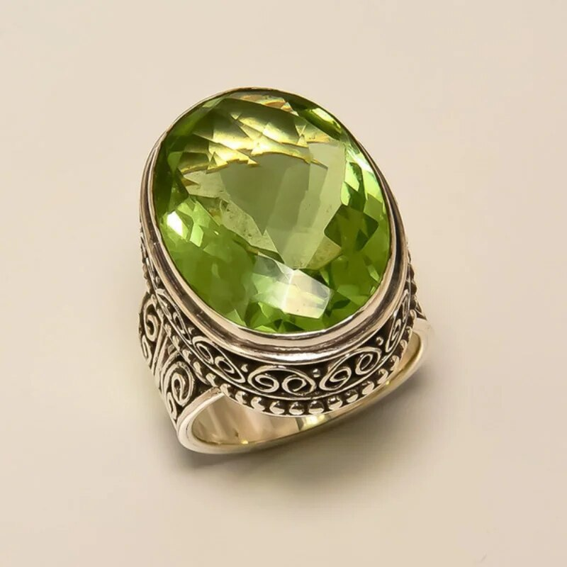 Intemporelle Bague en Cristal Olive