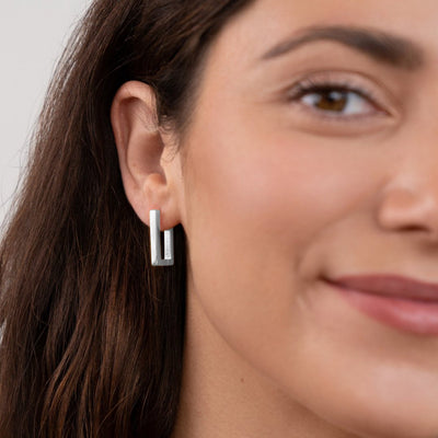Boucles d'oreilles créoles rectangulaires en argent